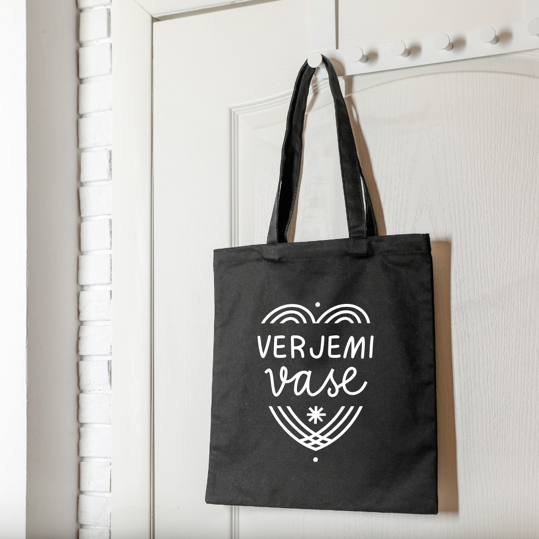 Bombažna nakupovalna vrečka z napisom VERJEMI VASE– motivacijsko darilo | KiliMina HandMade