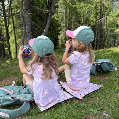 Zložljiva nepremočljiva podloga za sedenje v naravi – za izlete, vrtec in šport | KiliMina HandMade